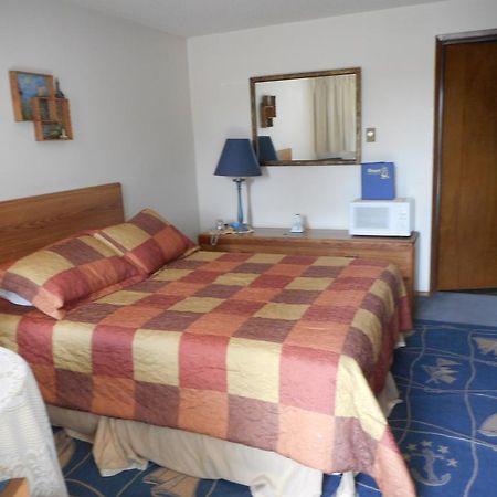 Westwynd Motel Purdy Quarto foto